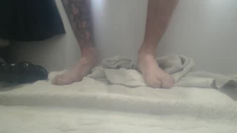 Snapshot of djmcnasty816 chatting on December 21, 8:16 pm djmcnasty816 online show from December 21, 8:16 pm