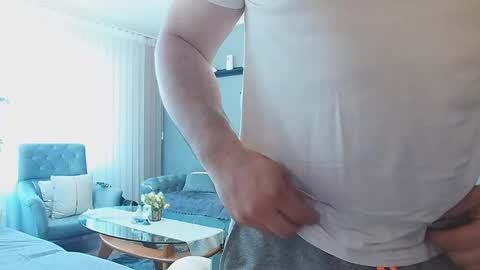 STR8 BOYv online show from April 24, 3:03 pm