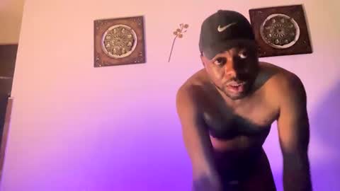 Snapshot of djopenwide chatting on December 26, 4:47 pm Dj Open Wide online show from December 26, 4:47 pm