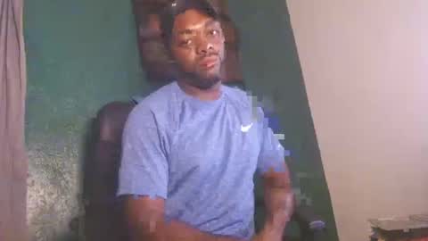 Snapshot of djopenwide chatting on October 10, 1:37 am Dj Open Wide online show from October 10, 1:37 am