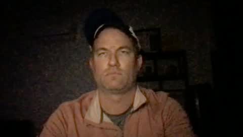 TriflinYoBitch online show from May 8, 8:30 am