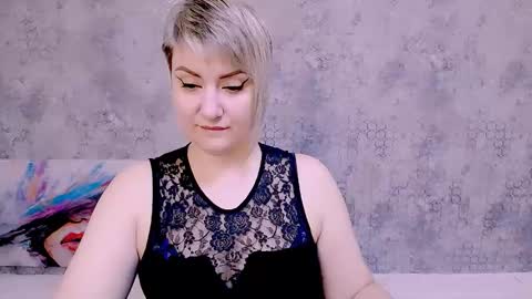 djullia online show from September 11, 5:40 am