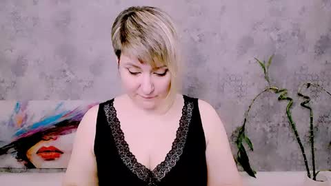 Snapshot of djullia chatting on April 30, 6:53 am djullia online show from April 30, 6:53 am