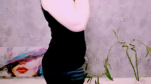 Snapshot of djullia chatting on May 23, 5:34 am djullia online show from May 23, 5:34 am