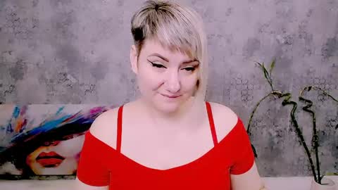 Snapshot of djullia chatting on June 4, 6:41 am djullia online show from June 4, 6:41 am
