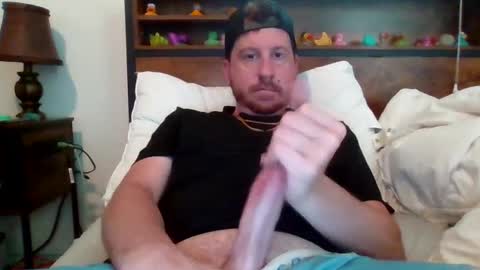 Snapshot of dlew505 chatting on May 12, 11:57 pm come say hey lets chat online show from May 12, 11:57 pm