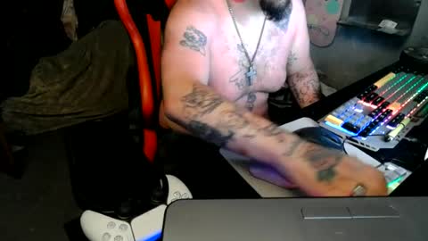 Snapshot of dlkinkyfun chatting on July 1, 2:07 pm dlkinkyfun online show from July 1, 2:07 pm