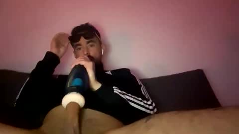 Azier online show from April 25, 7:55 pm