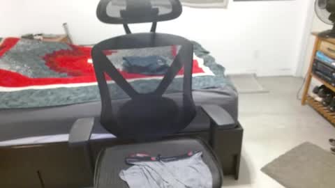 dmoney212 online show from April 12, 6:18 am