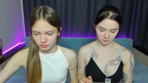 Polly and Kiriko online show from December 8, 5:50 am