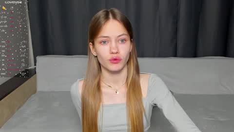 Polly and Kiriko online show from December 29, 8:48 pm