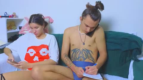 Snapshot of do_u_know_them chatting on November 14, 1:54 pm Kirahe Mirashe online show from November 14, 1:54 pm