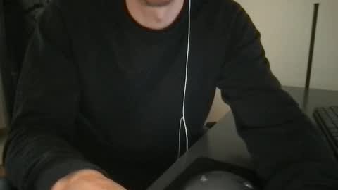 doctor_luv_69 online show from April 15, 7:59 am