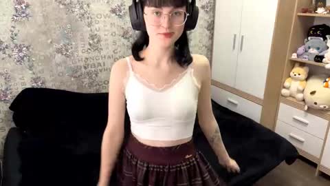 Annie PVT IS OPEN online show from September 11, 12:05 pm