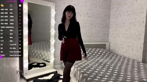 Annie PVT IS OPEN online show from October 5, 9:24 pm