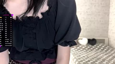 Annie PVT IS OPEN online show from October 13, 9:04 pm