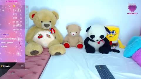 Snapshot of doe_sofi chatting on November 28, 8:06 am sofi online show from November 28, 8:06 am