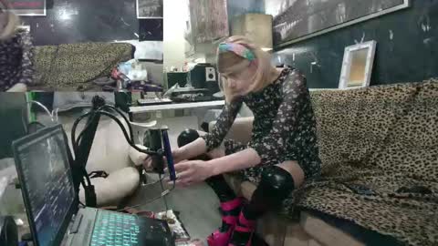 naughty ruby online show from February 21, 7:10 pm