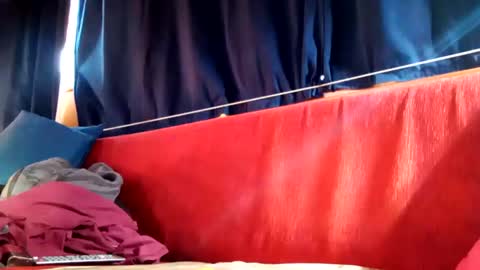 Snapshot of doghouseblue chatting on January 12, 10:12 am doghouseblue online show from January 12, 10:12 am