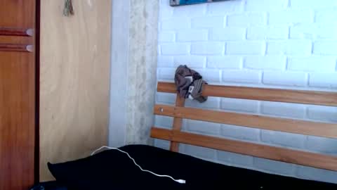 dogtattoo77 online show from October 21, 11:11 am