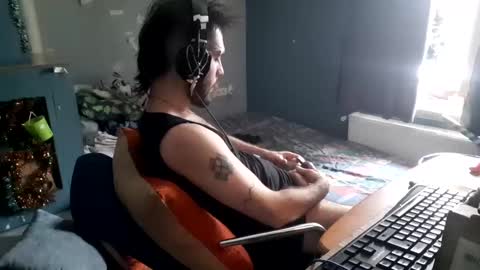 Snapshot of dogwithamohawk chatting on January 11, 11:12 am dogwithamohawk online show from January 11, 11:12 am