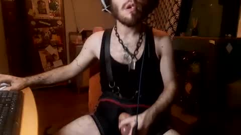 Snapshot of dogwithamohawk chatting on February 1, 6:08 pm dogwithamohawk online show from February 1, 6:08 pm