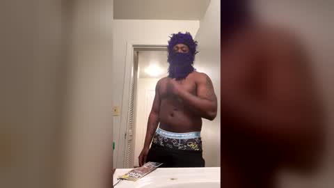 Snapshot of doitw49 chatting on April 12, 8:08 am doitw49 online show from April 12, 8:08 am