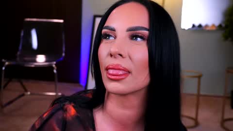 Snapshot of dolce_tentacion chatting on March 7, 7:30 am Monica online show from March 7, 7:30 am