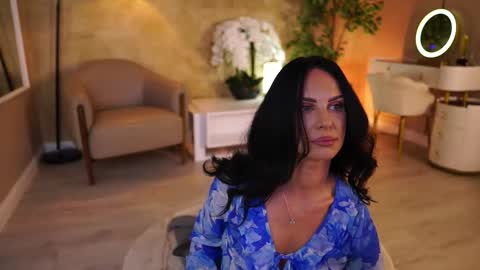 Snapshot of dolce_tentacion chatting on October 1, 9:26 am Monica online show from October 1, 9:26 am