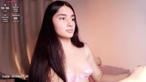 Snapshot of dolceangel__ chatting on November 13, 5:17 am Blair online show from November 13, 5:17 am