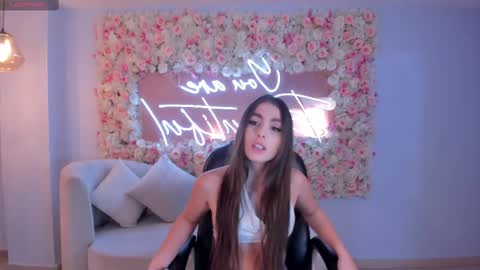 Dolcie  online show from February 17, 11:55 am