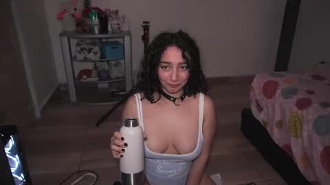 Alice y Ros online show from October 23, 1:54 pm