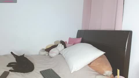 Snapshot of doll_and_sex chatting on January 21, 3:26 am Auro and Santiago online show from January 21, 3:26 am