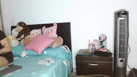 Auro and Santiago online show from February 7, 3:01 am