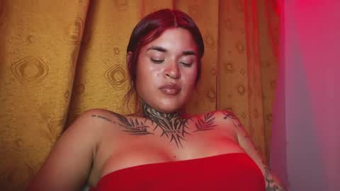 doll_and_thebrown online show from June 7, 9:24 am