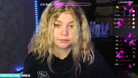 Chloe online show from December 16, 4:02 am