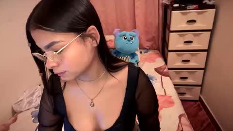 doll dolcce online show from October 19, 5:41 am