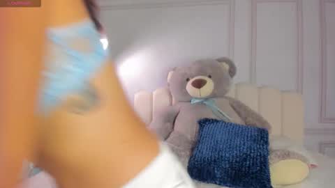 doll_meyleer22 online show from October 20, 11:32 am