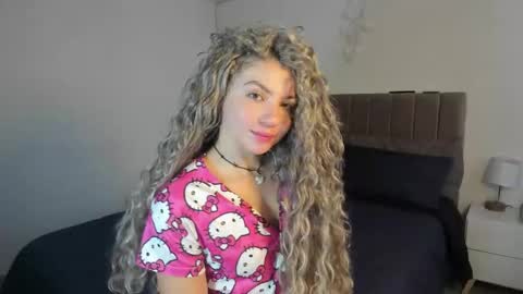 doll_oriana online show from October 22, 6:40 pm