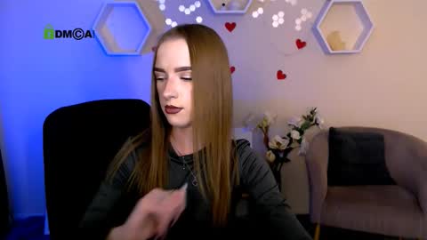 doll_vey online show from October 6, 7:22 pm