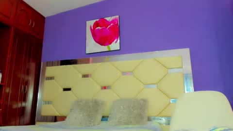 dollcute_latin online show from March 28, 5:18 am