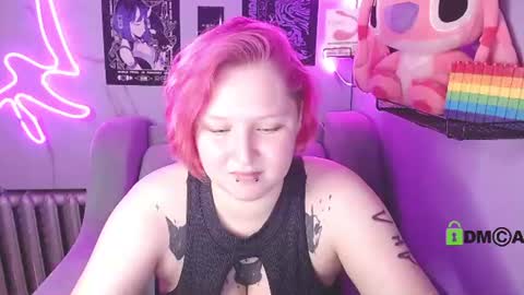 Snapshot of dollirosee chatting on June 25, 5:12 am dollirosee online show from June 25, 5:12 am