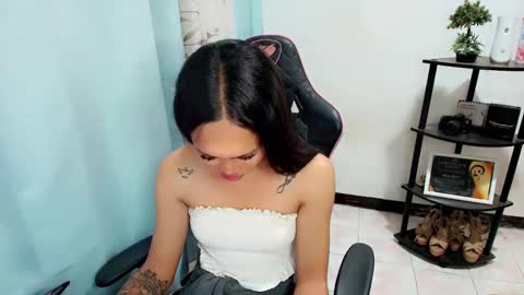 Snapshot of dolljane2001 chatting on September 17, 5:31 am Jane online show from September 17, 5:31 am