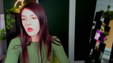 dolly_sunshine online show from April 9, 11:15 am