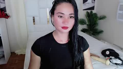 YUMEE online show from March 7, 2:52 am