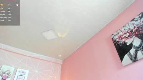 Snapshot of dolly_zoe chatting on December 23, 8:11 am Call me Zoe  online show from December 23, 8:11 am