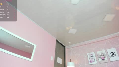 Snapshot of dolly_zoe chatting on January 29, 10:53 pm Call me Zoe  online show from January 29, 10:53 pm
