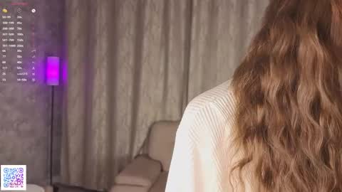 Emilia online show from November 27, 4:14 am