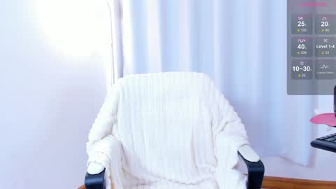 Snapshot of dollyemy chatting on February 1, 7:23 pm Emily new inst justmilyyy online show from February 1, 7:23 pm