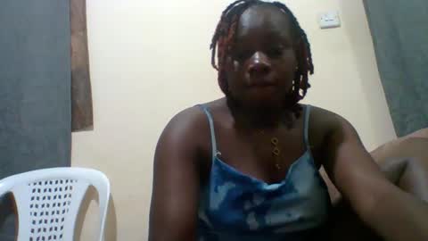 dollyvee online show from November 6, 4:46 am